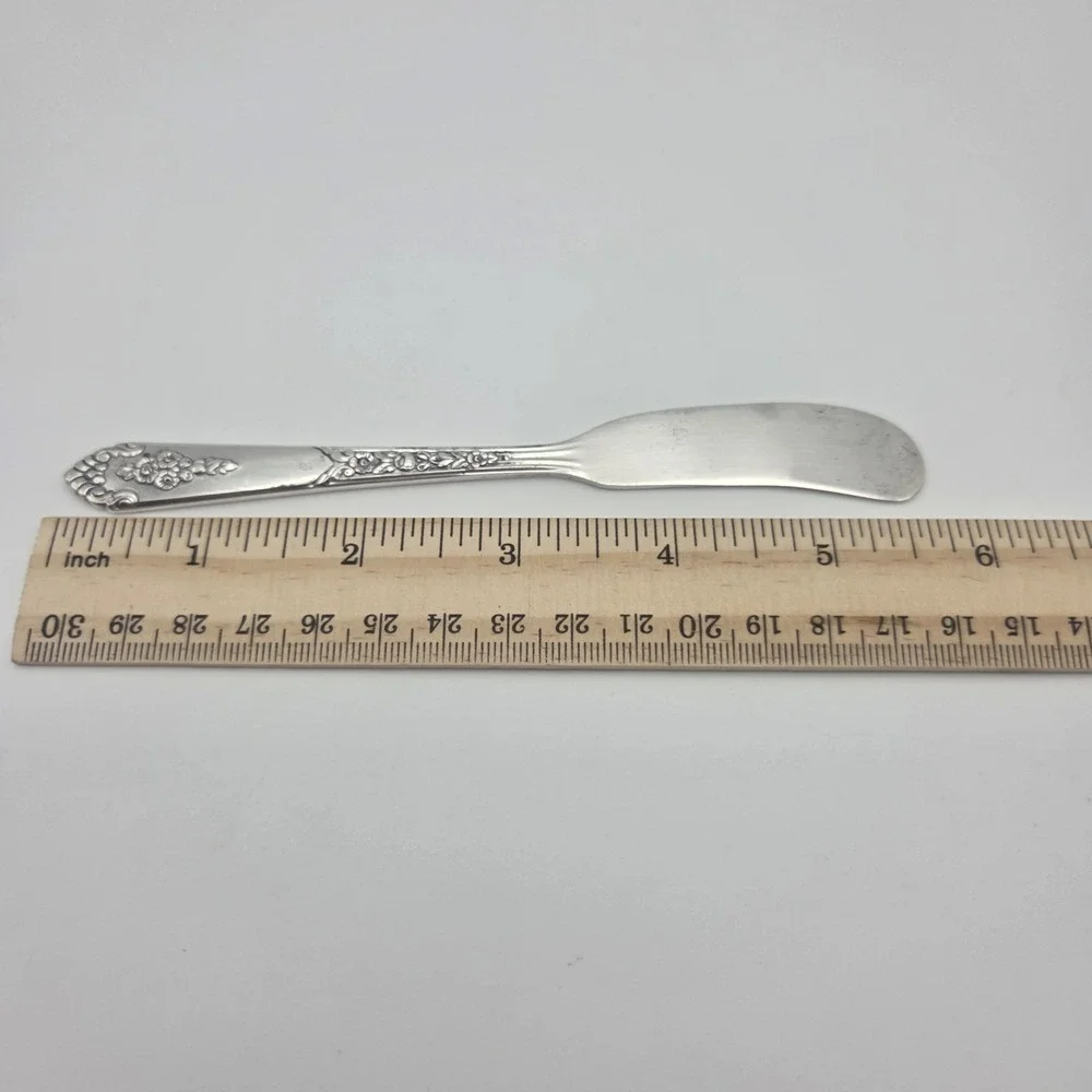 Royal Crest Sterling Silver 92.5% Butter Spreader 